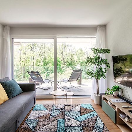 Linda Terrace By Quokka 360 - Modern One-Bedroom Flat With Sun Terrace Locarno Buitenkant foto