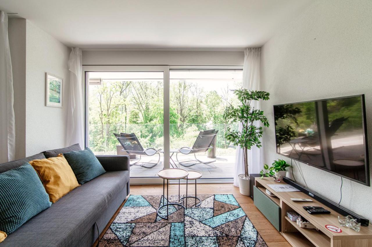 Linda Terrace By Quokka 360 - Modern One-Bedroom Flat With Sun Terrace Locarno Buitenkant foto